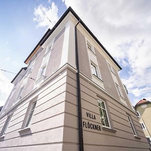 Villa Floeckner Bed & Breakfast